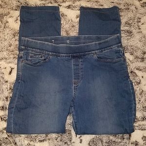 Levi's pull on Jeans